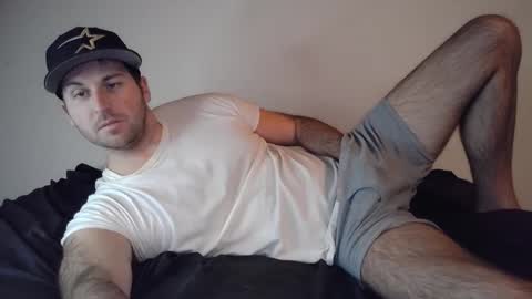 Theetwohander online show from December 21, 4:19 am