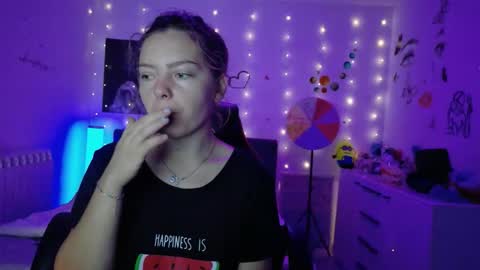 TheFarmergirl online show from September 17, 3:30 am