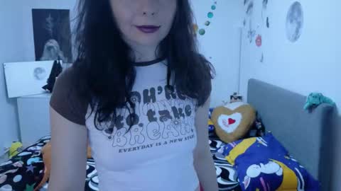 TheFarmergirl online show from March 3, 7:25 am