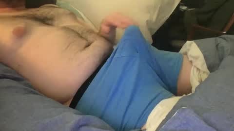 Snapshot of thefatshaftlad chatting on February 10, 12:08 am Thefatshaftlad online show from February 10, 12:08 am