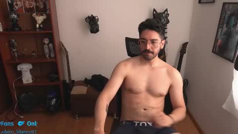 Snapshot of thefckingwolf chatting on October 24, 5:31 pm Wolf Independent model online show from October 24, 5:31 pm