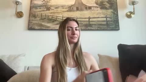 Snapshot of thefitfreak chatting on June 2, 3:14 pm Alyssa Rhoades online show from June 2, 3:14 pm