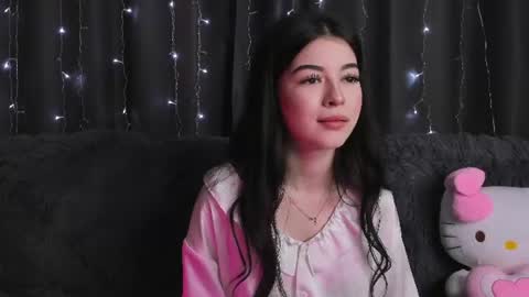 Snapshot of thegirlyoullcomebackto chatting on June 24, 9:03 pm Anora online show from June 24, 9:03 pm
