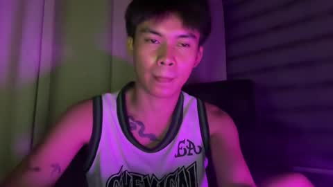 Snapshot of thegreatmouth chatting on July 6, 1:30 pm JAY online show from July 6, 1:30 pm