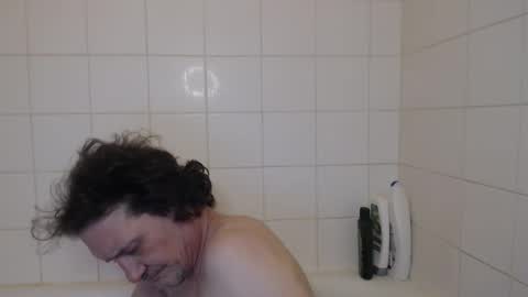 Green online show from February 11, 6:57 pm