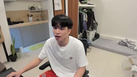 Green online show from March 11, 7:26 am