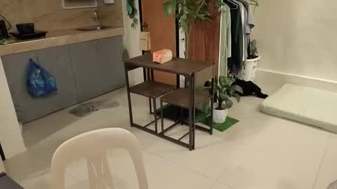 Green online show from November 30, 5:28 pm