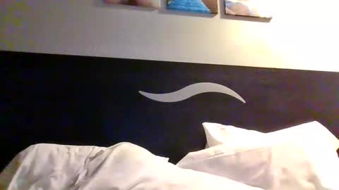 theh4iryfi5h online show from February 28, 7:31 am