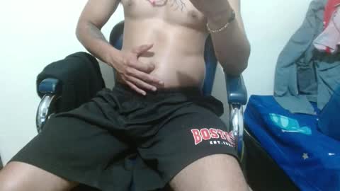 thehousedog online show from October 31, 1:39 am