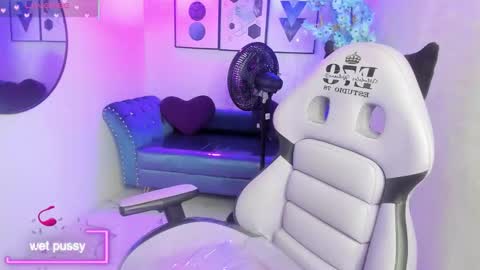 Theia  online show from October 1, 12:33 pm