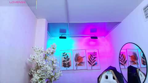 Theia  online show from November 24, 12:27 pm