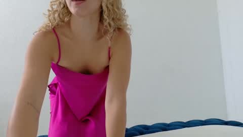 Lily Marie online show from April 22, 5:47 pm