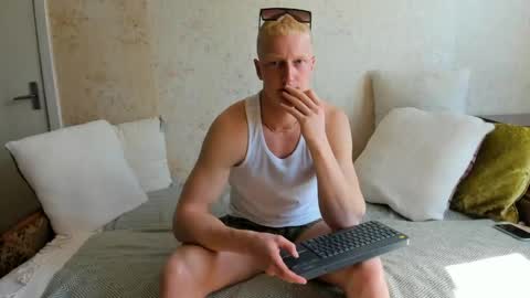 thejacob_d online show from April 23, 11:53 am