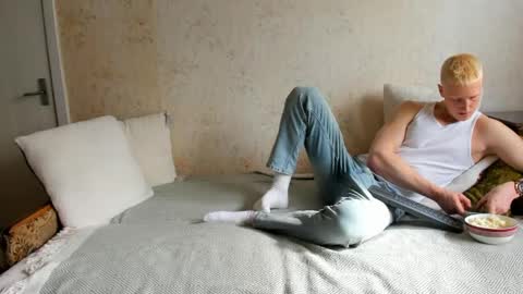 thejacob_d online show from April 23, 12:29 pm