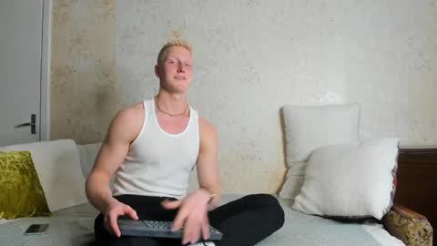 thejacob_d online show from April 28, 5:18 pm