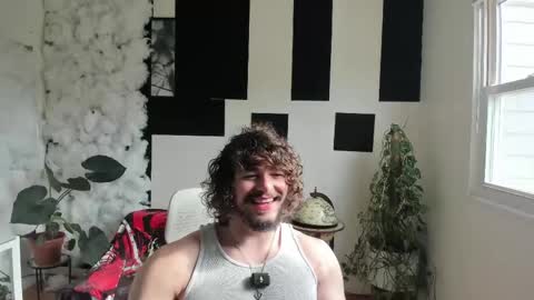 Snapshot of thejohnnystone chatting on June 4, 10:27 pm Johnny Stone online show from June 4, 10:27 pm