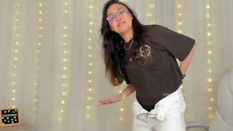 Snapshot of thekatemess_ chatting on September 20, 5:41 am Katie. Kate is the name I go by. online show from September 20, 5:41 am