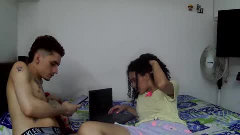 theking11220 online show from December 19, 7:51 am