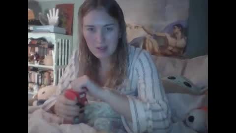 Little Bambii online show from December 17, 1:55 am