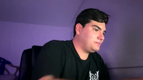 thelittlehot1 online show from April 23, 4:35 am