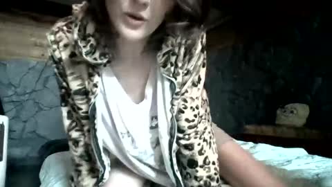 lovecreep online show from April 22, 7:22 am