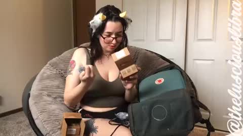 thelusciouslibra online show from January 12, 7:42 pm