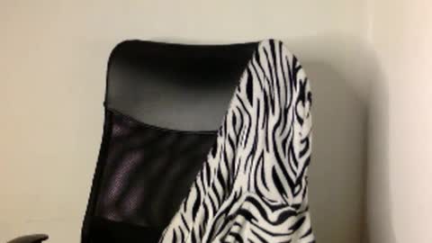 Snapshot of thematryoshka chatting on December 11, 1:58 am Lucy Lucy online show from December 11, 1:58 am