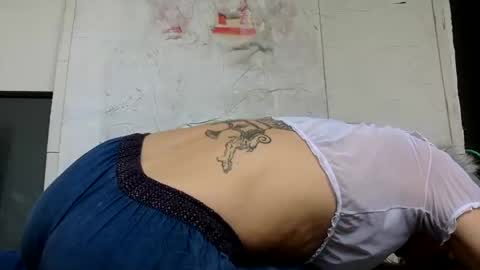 Snapshot of thematryoshka chatting on February 15, 7:17 pm Lucy Lucy online show from February 15, 7:17 pm