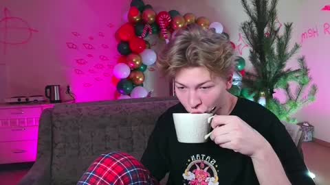 Sever online show from December 29, 6:38 pm