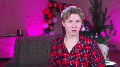 Sever online show from December 31, 5:07 pm