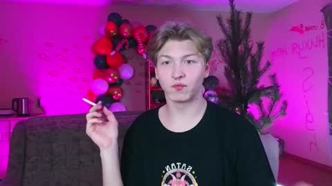 Sever online show from January 3, 4:37 pm