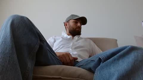 TheMonarchGoat online show from April 15, 1:40 pm