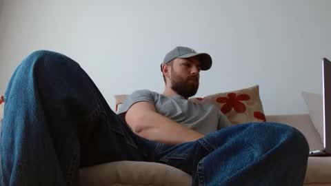 TheMonarchGoat online show from April 24, 6:49 am