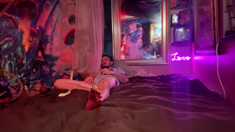 themoreulickthemoreidrip online show from September 30, 12:10 pm