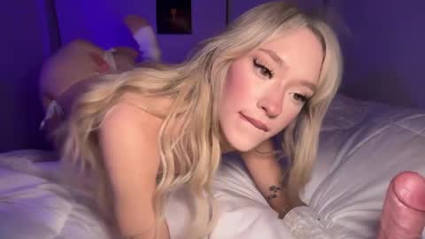 mykala online show from April 23, 1:40 am