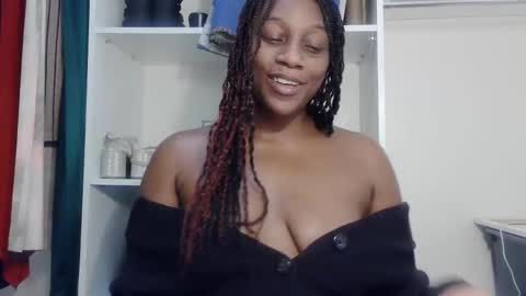 TheNaturalGoddess online show from December 4, 5:43 pm