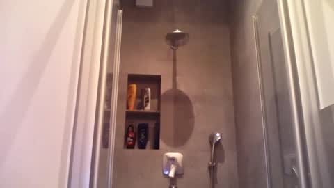 thenewdude1992 online show from October 24, 4:25 pm