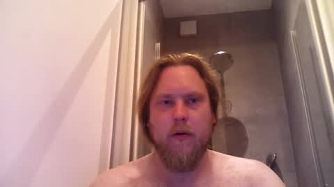 thenewdude1992 online show from May 29, 9:24 pm