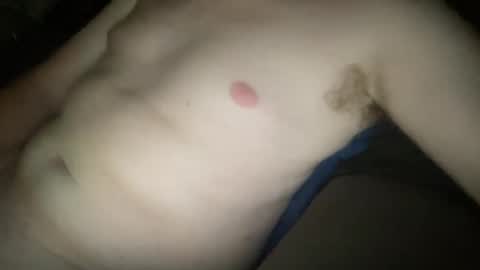 Snapshot of thenewmightyjj92 chatting on September 15, 2:33 am thenewmightyjj92 online show from September 15, 2:33 am