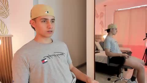  THEO- MATEO  online show from December 13, 5:00 pm