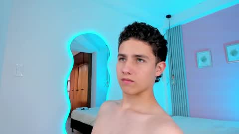  THEO- MATEO  online show from January 8, 5:05 pm