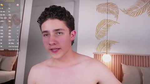  THEO- MATEO  online show from January 18, 7:26 pm