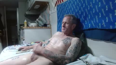 Snapshot of theoneyouwant2fuck chatting on March 1, 11:28 am theoneyouwanttwofuck online show from March 1, 11:28 am