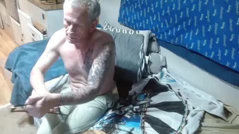 Snapshot of theoneyouwant2fuck chatting on March 5, 4:56 am theoneyouwanttwofuck online show from March 5, 4:56 am