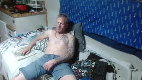 Snapshot of theoneyouwant2fuck chatting on March 8, 6:54 am theoneyouwanttwofuck online show from March 8, 6:54 am