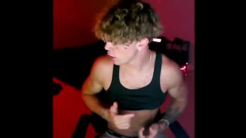 Snapshot of theonlylogan chatting on July 10, 11:07 pm Logann online show from July 10, 11:07 pm