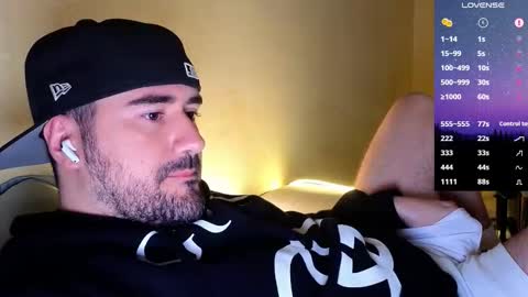 Snapshot of theoravi chatting on September 24, 3:10 am Theo Ravi online show from September 24, 3:10 am