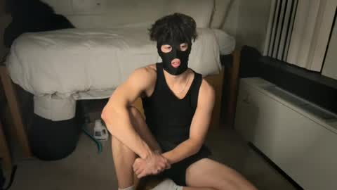 theos_hole online show from June 12, 1:59 am