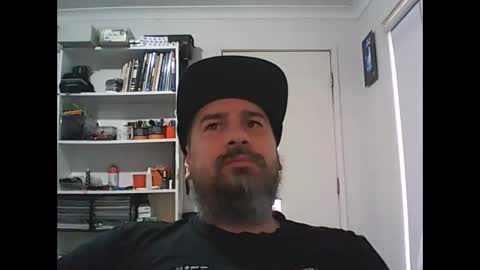 aussiebeard online show from October 20, 2:23 am