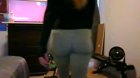 the peach princess  online show from January 11, 7:59 pm